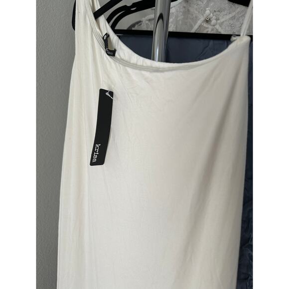 krisa Layered One Shoulder Dress in Cream - Picture 5 of 7